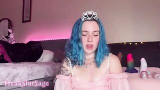 Princess gets her asshole gapped by a massive toy on the Fuck Machine