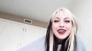 The girl is persuading her boyfriend to eat her pussy