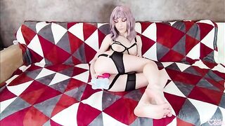 A girl with a nice body plays with her pussy using a big dildo
