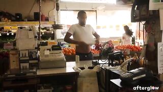 Mickey Mod and pregnant Maxine Holloway enjoy public sex