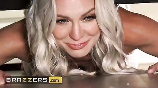 Her boyfriend helped Kenzie Taylor when she got into a tough spot