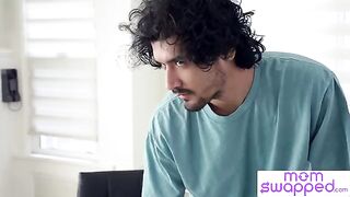 Caitlin Bell is a hot MILF who loves young guys’ hard dicks