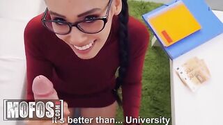 Nerdy Jordi fucks hot babe Andreina DeLuxe for money