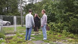 A man roughly fucked a girl in the village, and it was intense!