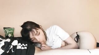 She gets a messy blowjob every morning from a hot guy
