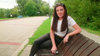 A couple has a riskable sex in the park and gets caught