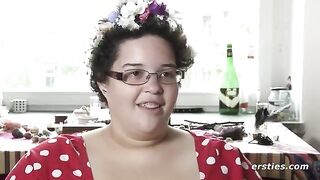 An Amateur Girl with a Shaved Pussy Plays with Her Finger and Brings Herself to Pleasure