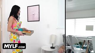 Piper Press, a perfect housewife, loving her duties and sex