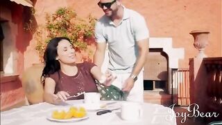 Anissa Kate enjoys a passionate holiday fling with a well-hung stud