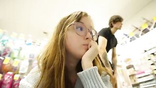 The couple has a hot sex in the hotel room and makes a sex vlog