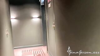 A sexy girl has sex with her big black boyfriend at home