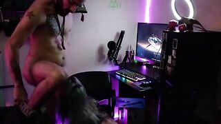 Gamer girl gets fucked hard while playing Destiny 2