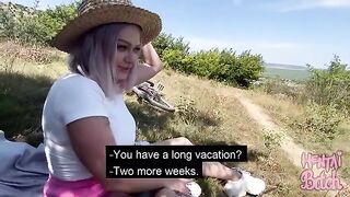 A beautiful girl has sex with a stranger she met outdoors