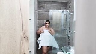 I saw my stepsister in the shower and we got intimate Savannah Watson