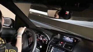 Slutty chick gave a blowjob to her boyfriend in the car park