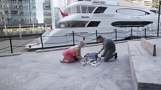 A British PAWG is willing to do anything for a million dollars, even getting intimate with a stranger she just met