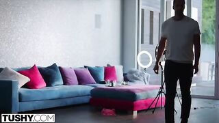 Influencer Lexi fucked in her ass by a timid cameraman