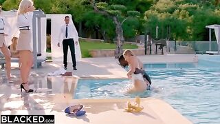 Two hungry girls Kaisa and Eveline seduced the hotel employee for a threesome