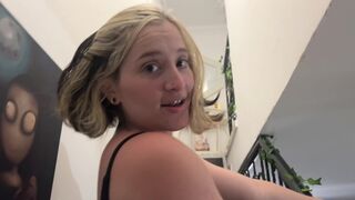 A housewife prefers to receive a cock rather than money in this steamy scene