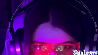 A cute 18-year-old gamer girl was fucked hard and reached real orgasm
