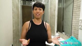 Amateur Latina mom Korin explores her anal fantasies in this steamy scene