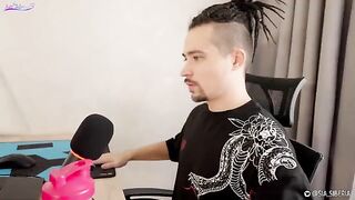 A cute girl rewarded her geek partner with close anal sex