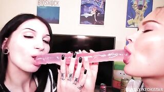 Two hot lesbian babes are having their juiciest pussy play with a dildo