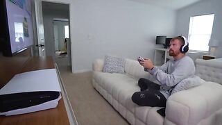 The cheating wife gets fucked by a painter’s big dick