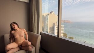 A girl is fucking like a slut in the hotel room, prno style