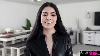 You are not allowed to touch yourself without my permission, Angel Gostosa tells Stepbro - S27:E7
