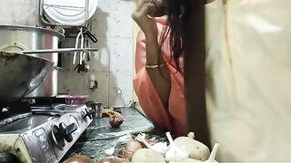 Indian guy and his wife fucked by Mumbai ashu in hardcore action