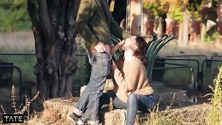 Public risk for a sweet pussy to mouth action