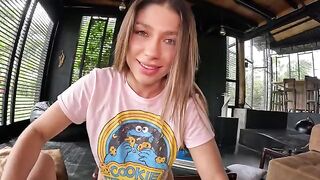 A sexy student gave the teacher a lesson in intimacy