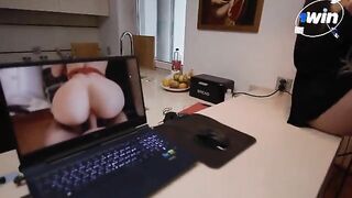 Fix my laptop and I'll give you my pink pussy!