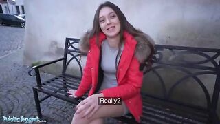 The guy quickly fucked the charming brunette Isabella de Laa in public
