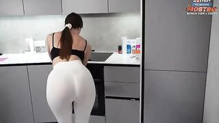A cleaning lady gave me a blowjob while tidying up