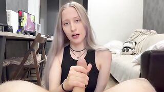 A cute elf girl with silver hair got a lot of cum in her pussy