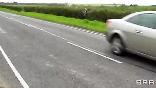 A man fucked a juicy beauty on a haystack