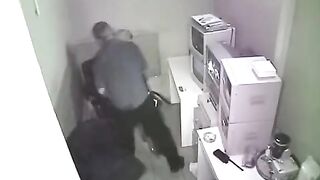 The camera is hiding and captures sex in the office