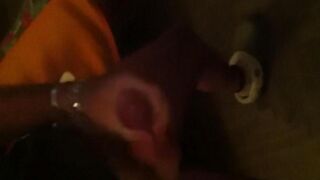 The guy was jerking in front of the mirror, it was very pleasant