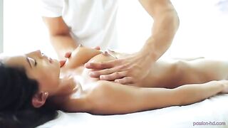 The masseur seduced his client and gently fucked her after oiling her tits