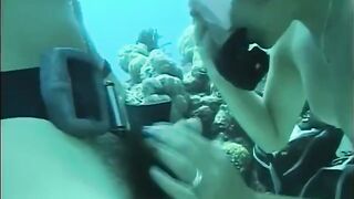 Fucking a girl with a hairy pussy underwater