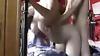 A busty wife loves getting her asshole gapped at home