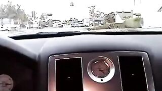 The guy paid for the taxi and received a blowjob in the car