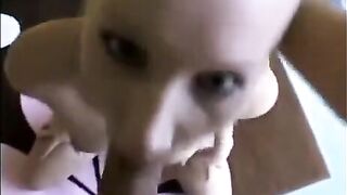 A chick who loved to suck cock deeply without any objections