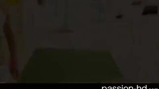 A young brunette wants to fuck after listening music