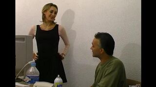 An older brother seduced his younger sister to have sex