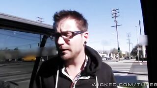 A cunning guy found a way to get a divorce without any problems
