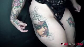 Inked busty slut Payton Preslee gets her pussy filled