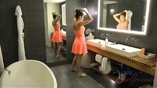 She prepared a relaxing day for her lover with a blowjob